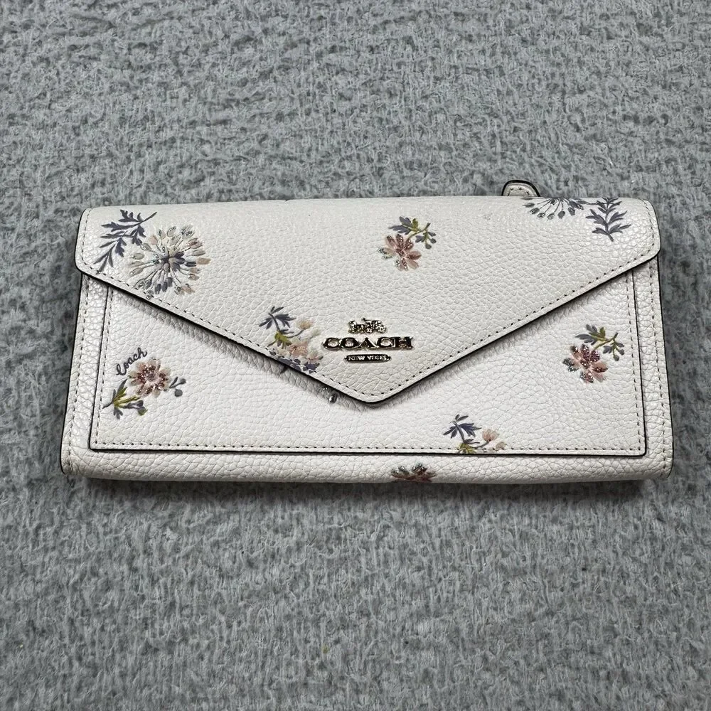 NWOT Coach Slim Envelope Wallet Wild Meadow Print